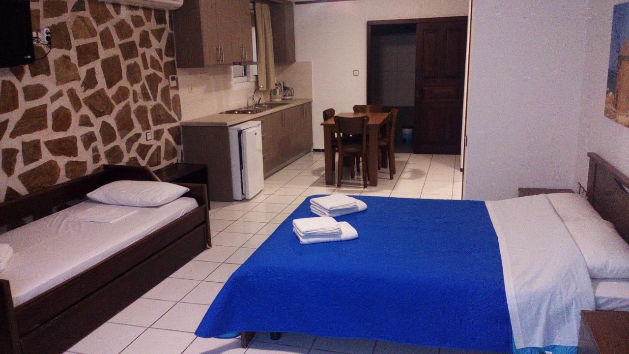 Amimaya Apartments Emporeiós Quarto foto
