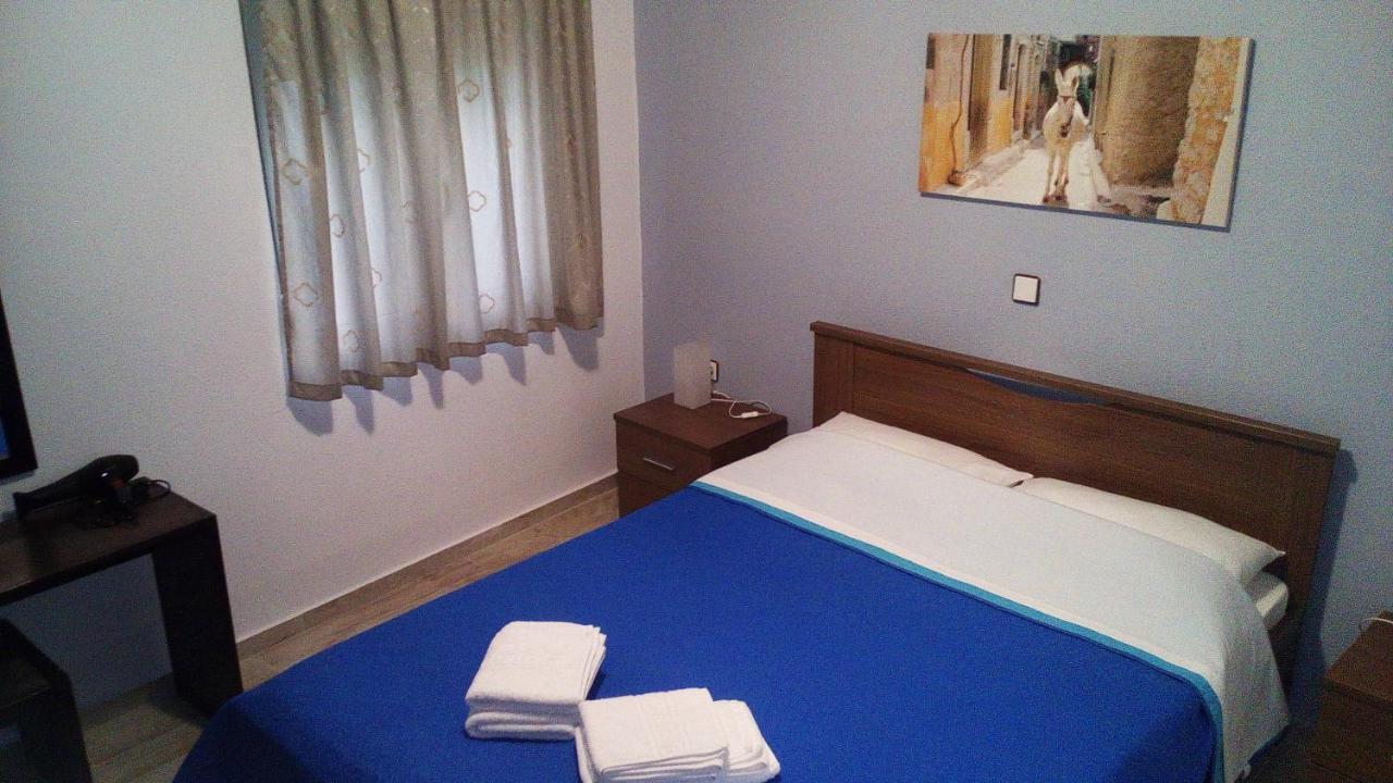 Amimaya Apartments Emporeiós Quarto foto